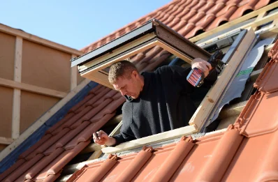 Pose de fenêtres de toit Velux à Veilleins
